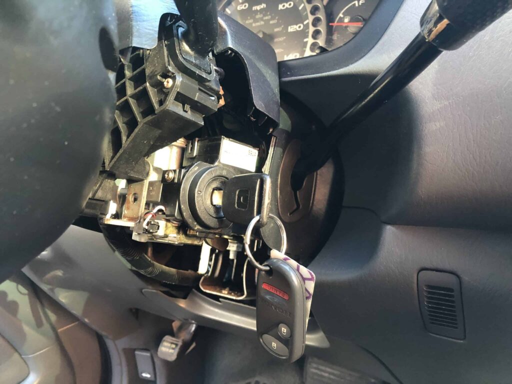 IGW Locksmiths near me repairing honda ignition 8450 Baltimore National Pike, Ellicott City, MD 21043